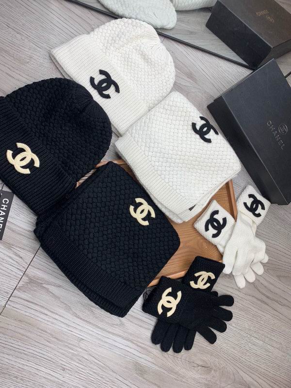 Chanel Scarf Hat Gloves hm22